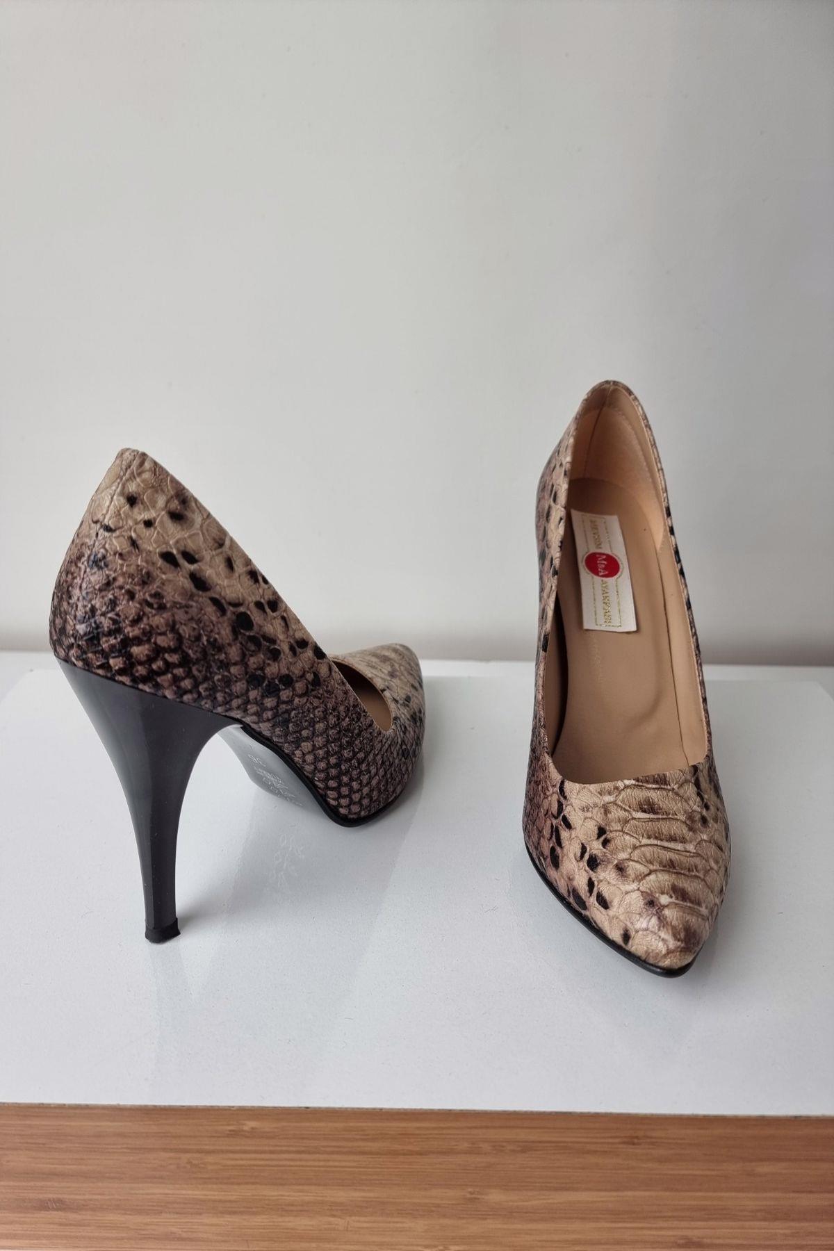 1150 Kadın Stiletto Topuklu Ayakkabı Vizon Yılan