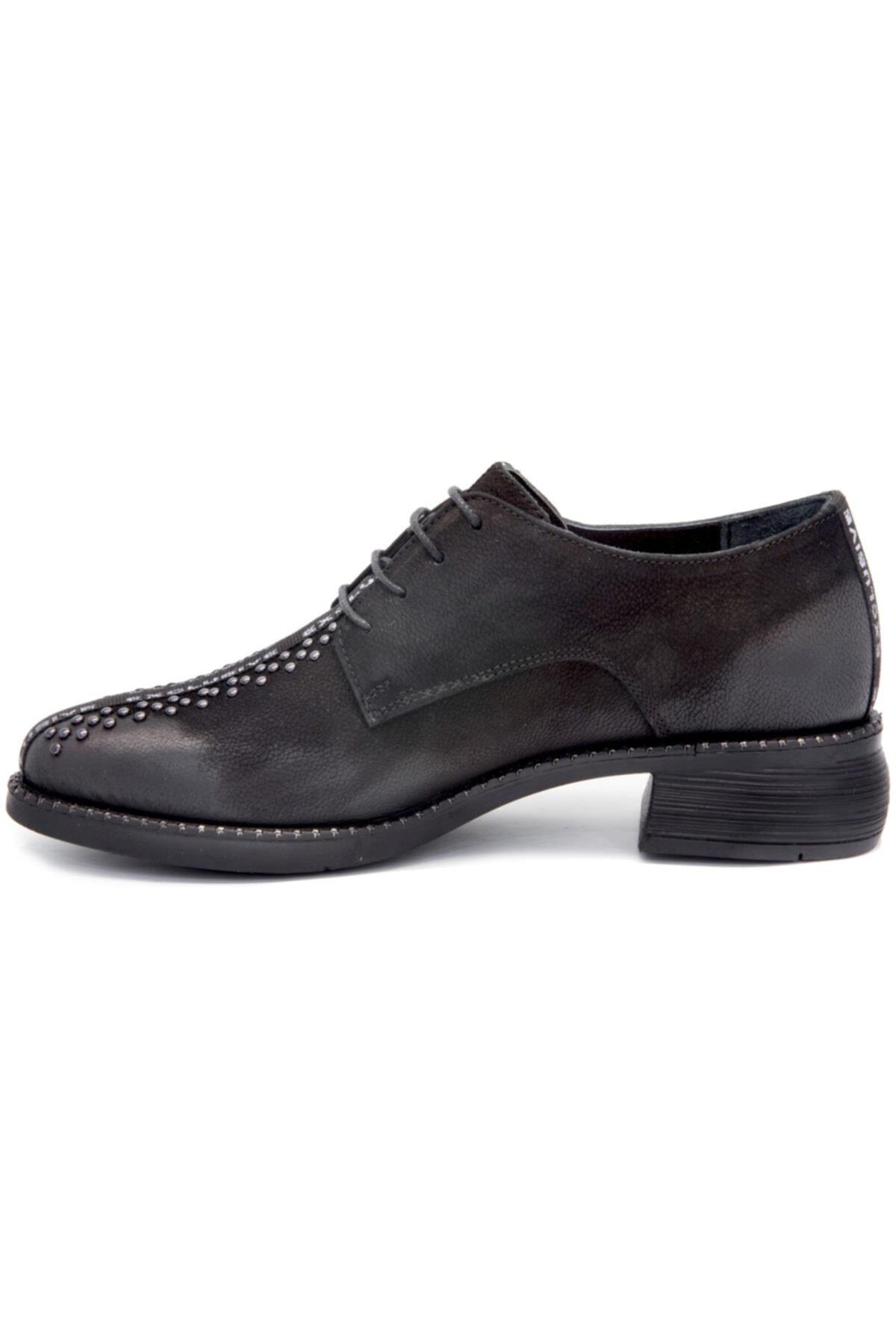 1951310 Kadın Hakiki Deri Smart Casual Ayakkabı Siyah