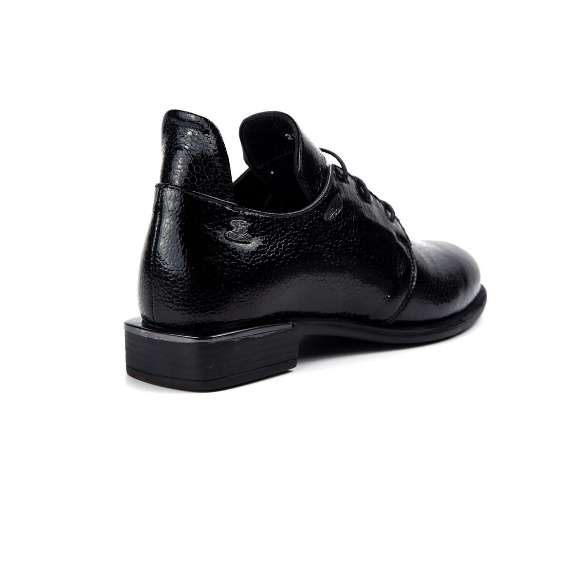 2050150 Hakiki Deri Kadın Smart Casual Ayakkabı Siyah Rugan