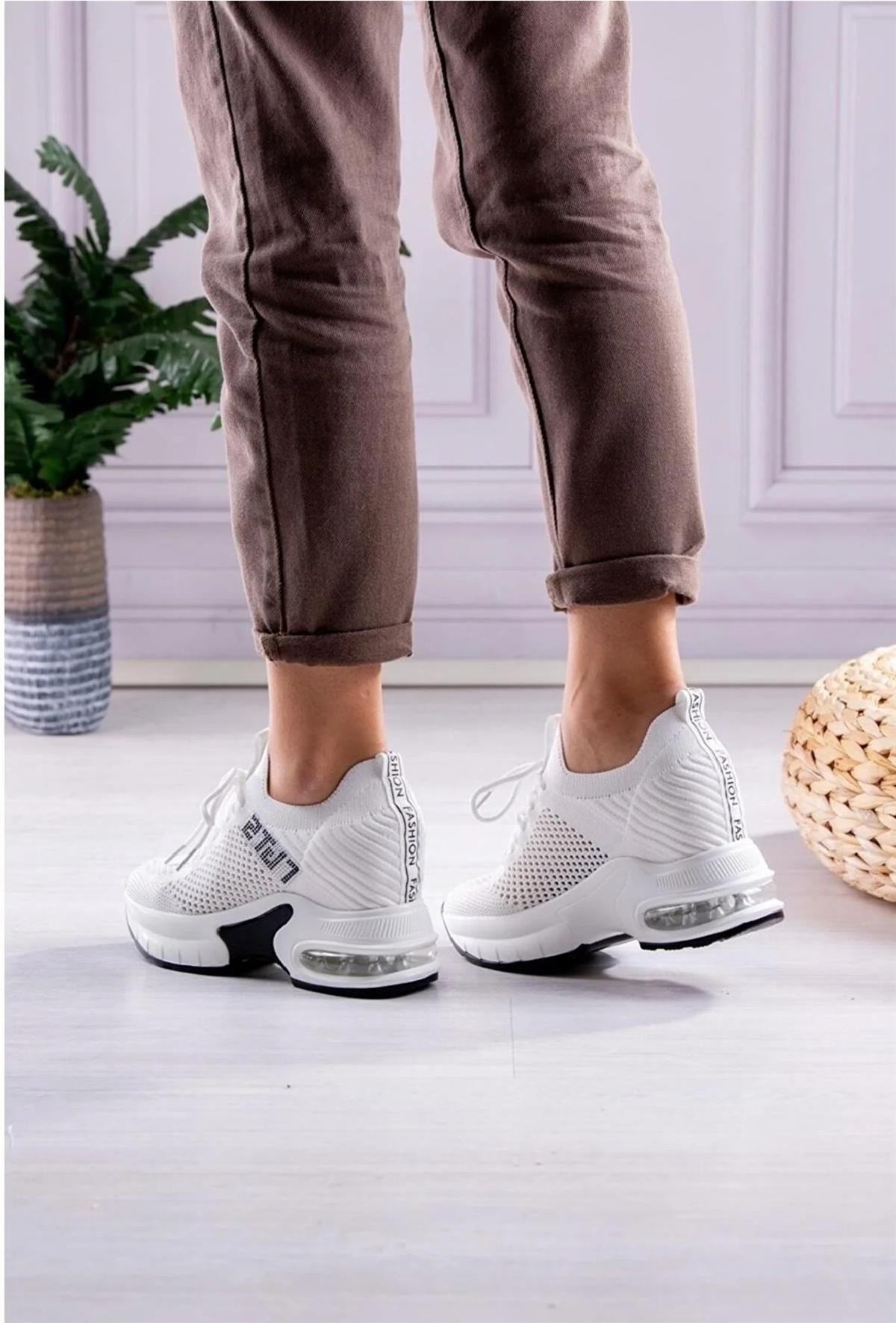 23Y300 YUKSEKDOLDU SPOR GUJA  Beyaz