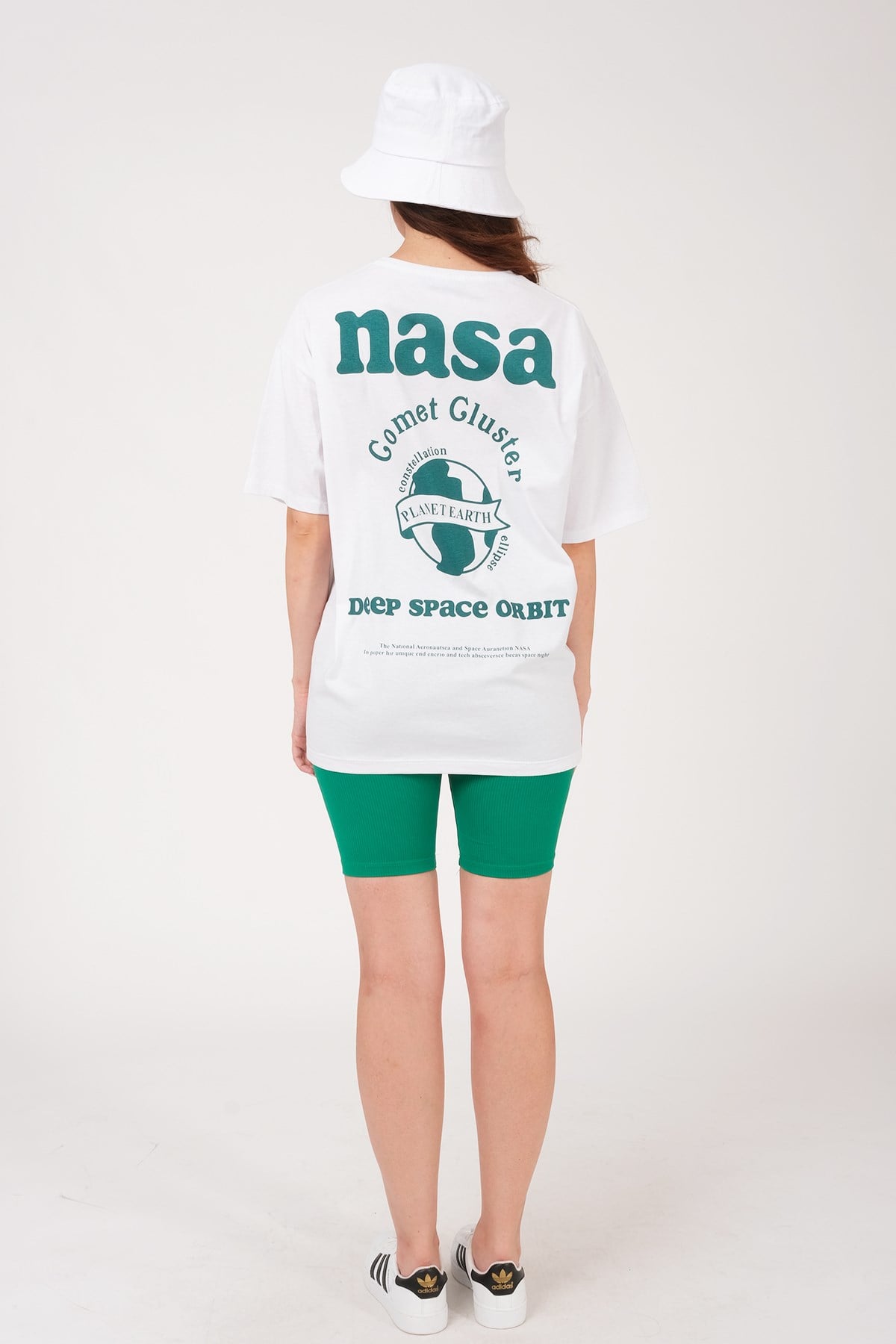 KADIN BEYAZ ÖN ARKA NASA BASKILI TSHIRT