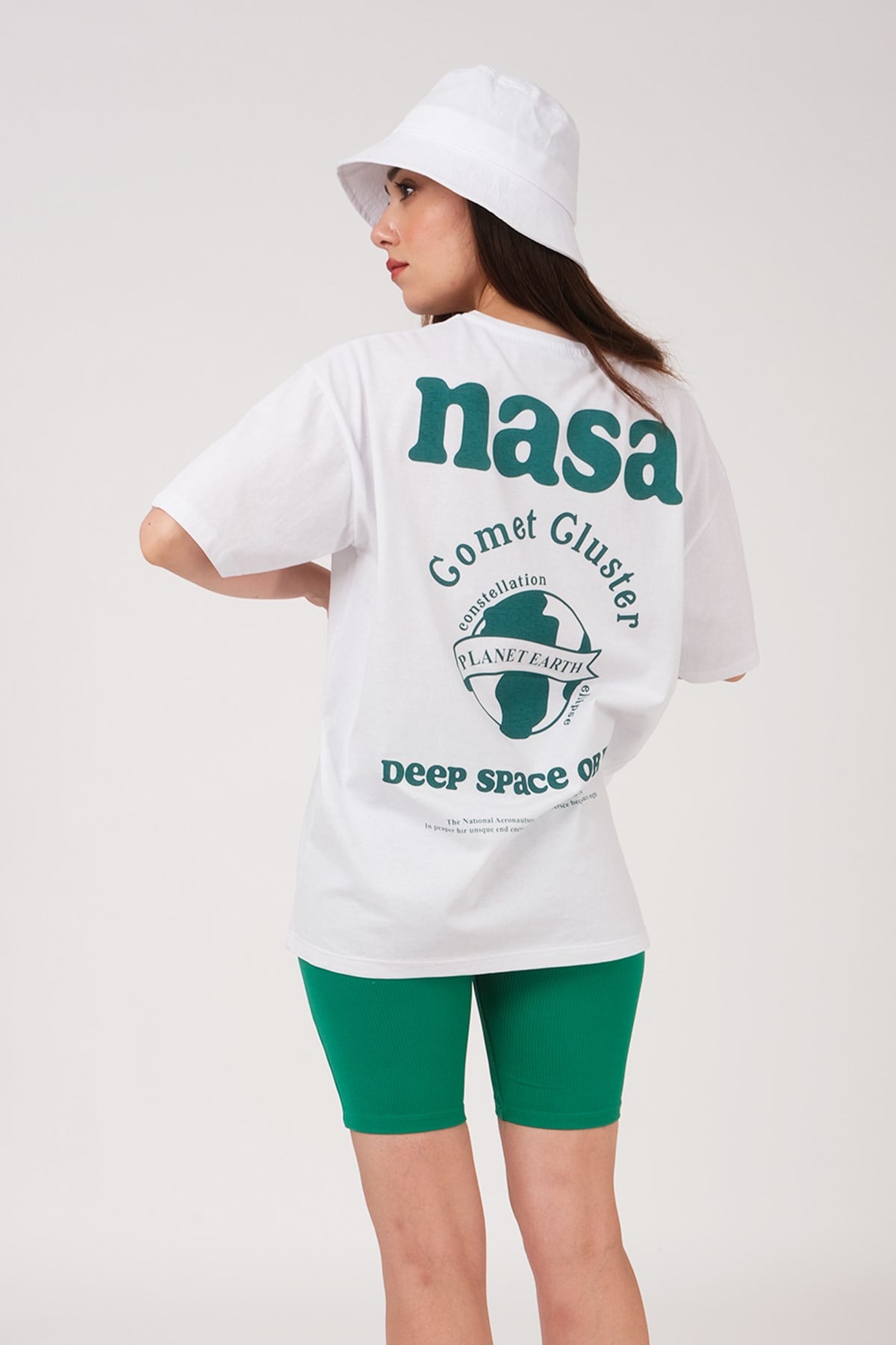 KADIN BEYAZ ÖN ARKA NASA BASKILI TSHIRT