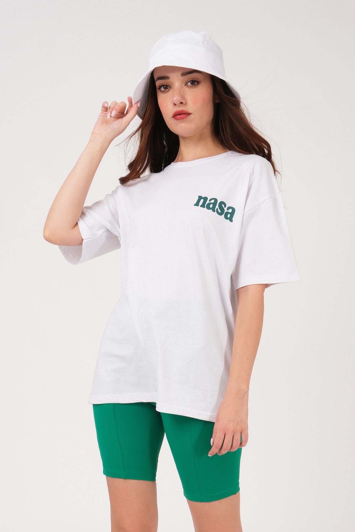 KADIN BEYAZ ÖN ARKA NASA BASKILI TSHIRT