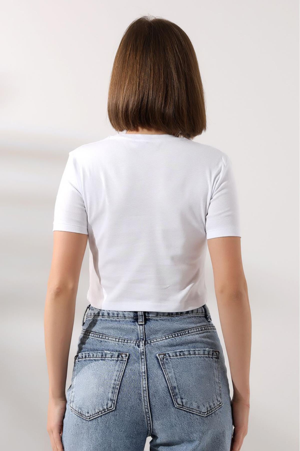 Kadın Bisiklet Yaka Crop Tshirt - BEYAZ