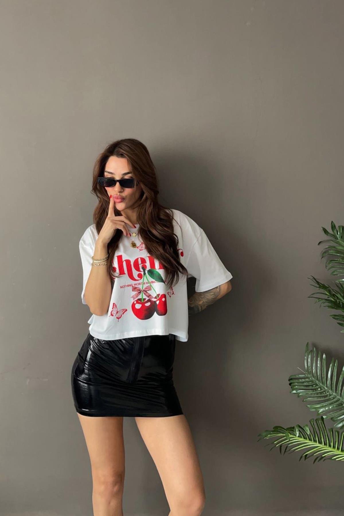 Kadın Cherry Kiraz Baskılı Crop Tshirt - BEYAZ