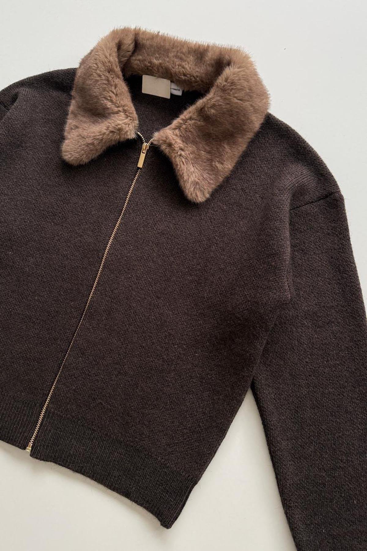 Kadın Collared Peluş Yaka Triko Hırka - KAHVE