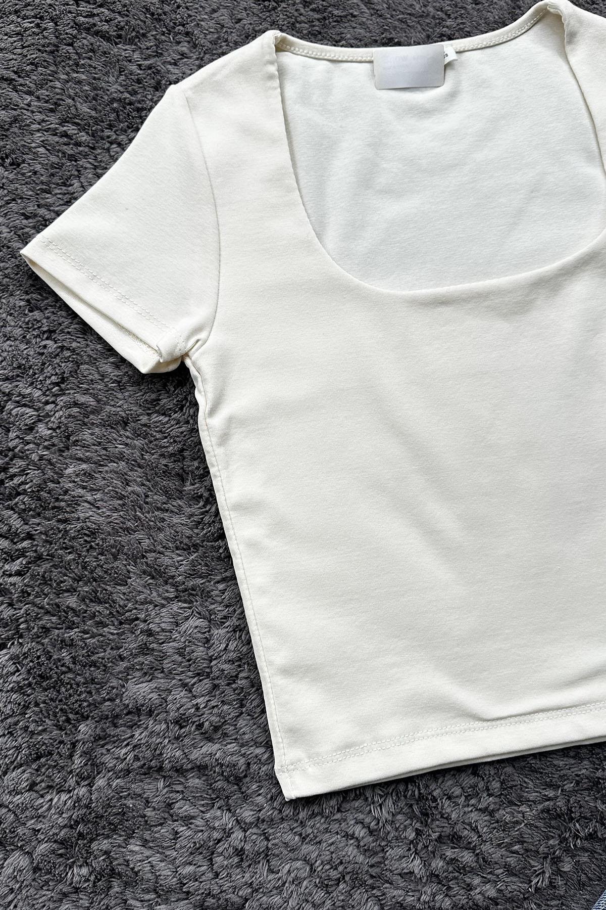 Kadın Kare Yaka Likralı Ribana Crop Tshirt - KREM