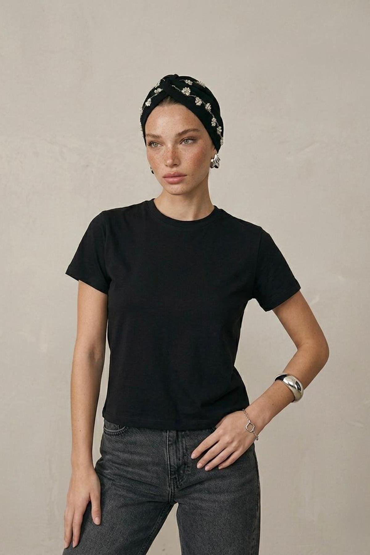 Kadın Kısa Kollu Crop Tshirt - SİYAH