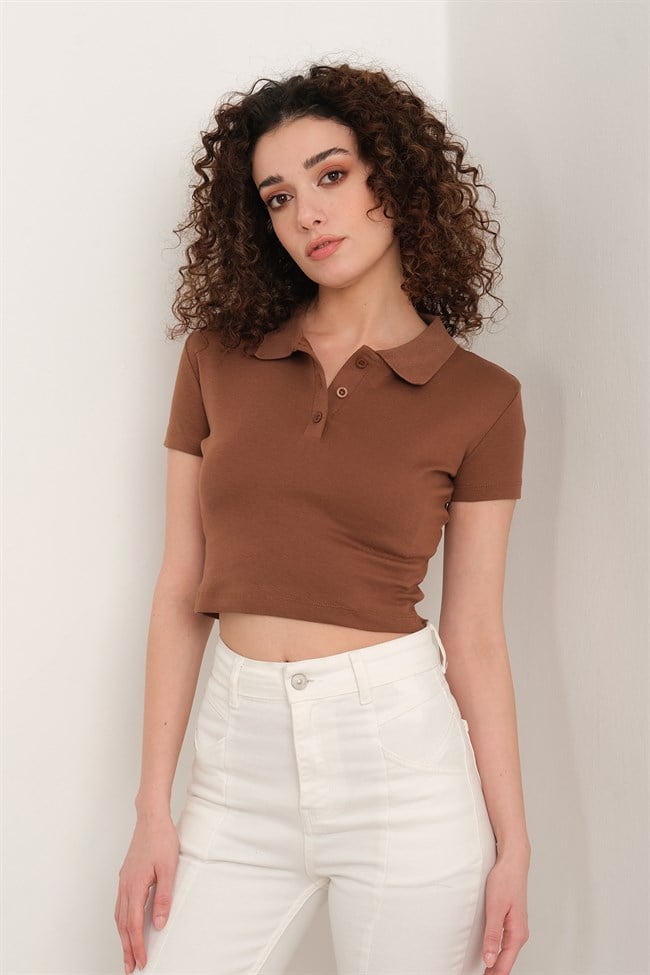 Kadın Polo Yaka Düğmeli Crop