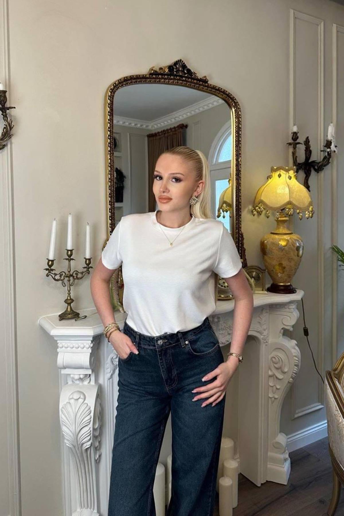 Kadın Yanları Yırtmaçlı Basic Tshirt - EKRU