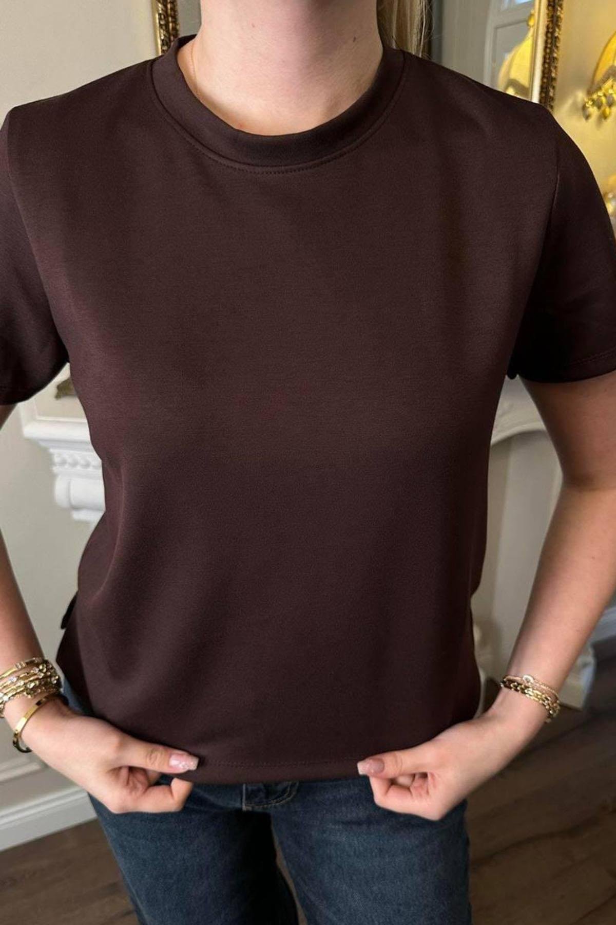 Kadın Yanları Yırtmaçlı Basic Tshirt - KAHVE
