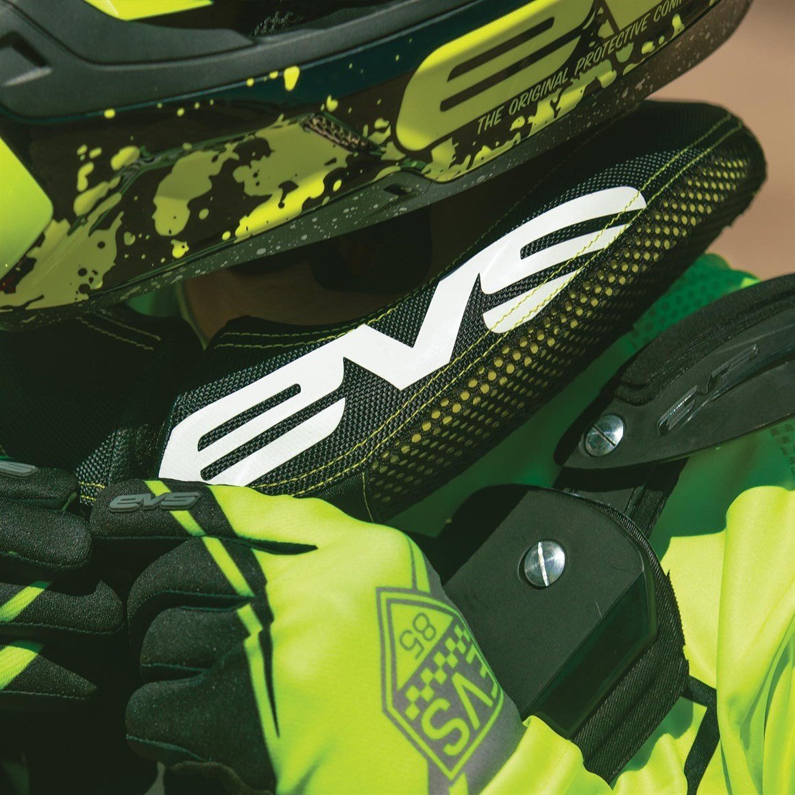 EVS R2 RACE COLLAR Adult Boyun Koruma