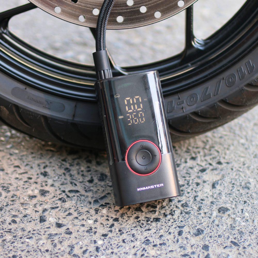 Knmaster LP200 – 150 PSI Dijital Göstergeli Şarjlı Hava Pompası