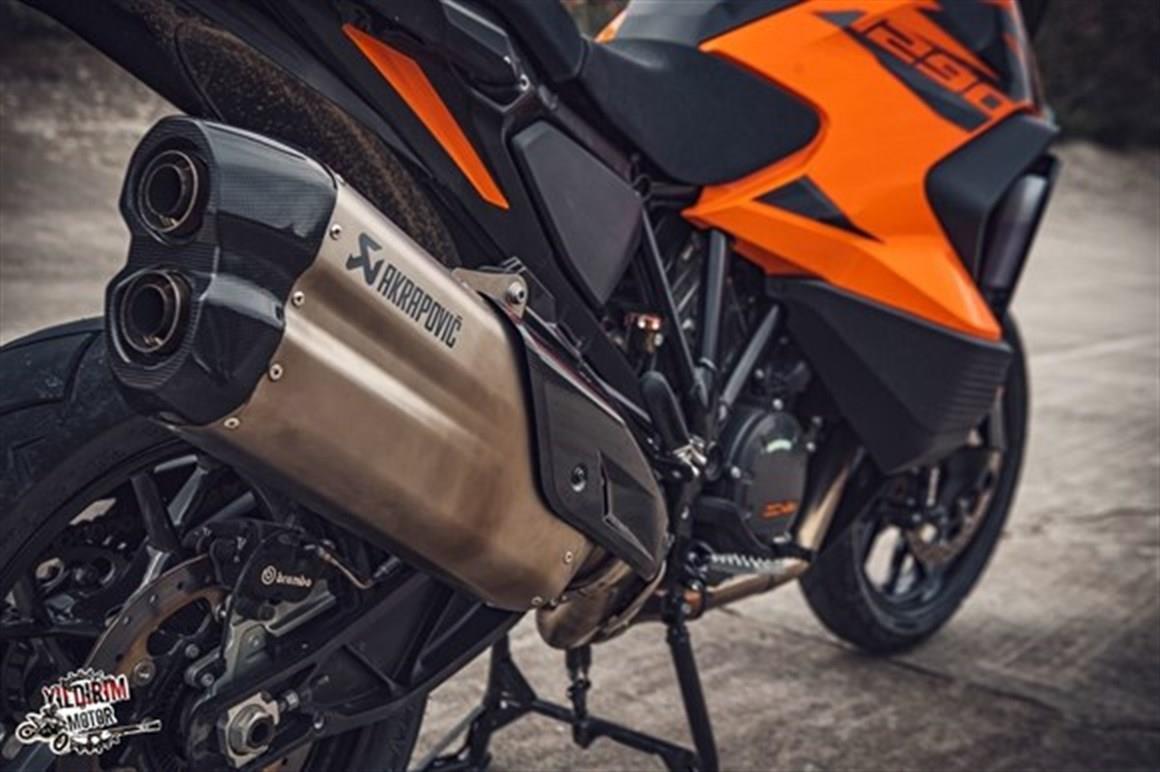KTM 1290 ADVENTURE AKRAPOVİC EGZOZ 21-22