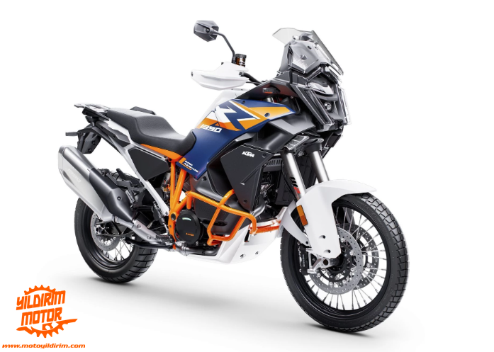 KTM 1390 S MODELLER AKRAPOVİC EGZOZ