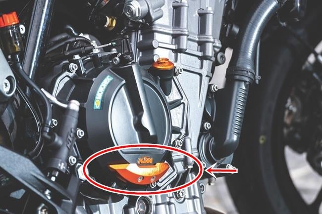 KTM 790/890 ADVENTURE DEBRİYAJ KAPAK KORUMA 22-24
