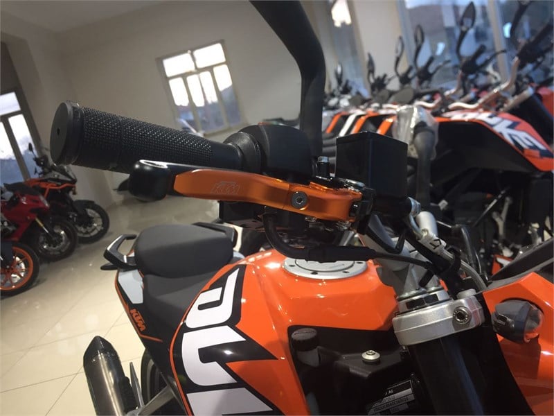 KTM Duke RC Modeller Modifiye Manet Takımı