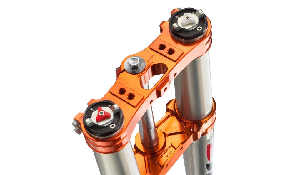 KTM EXC SİXDAYS MESNET (TRİPLE CLAMP) 17-23
