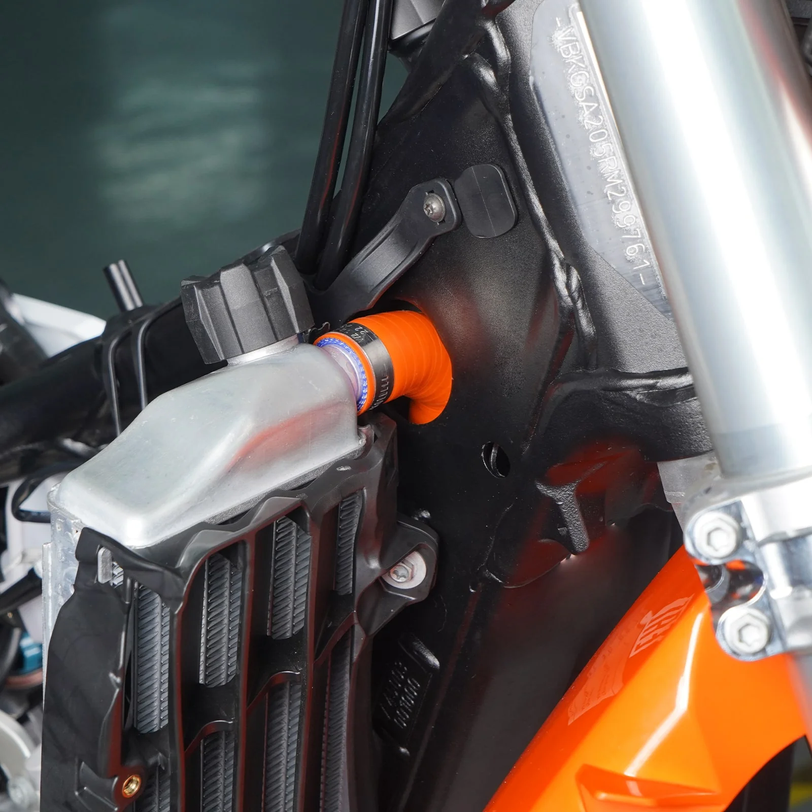 NICECNC KTM HUSQ RADYATÖR HORTUM SETİ 19-23