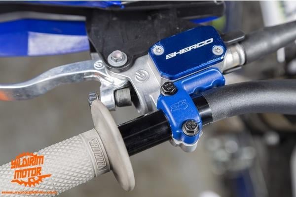 S3 BREMBO MERKEZ KORUYUCU KELEPÇE MAVİ