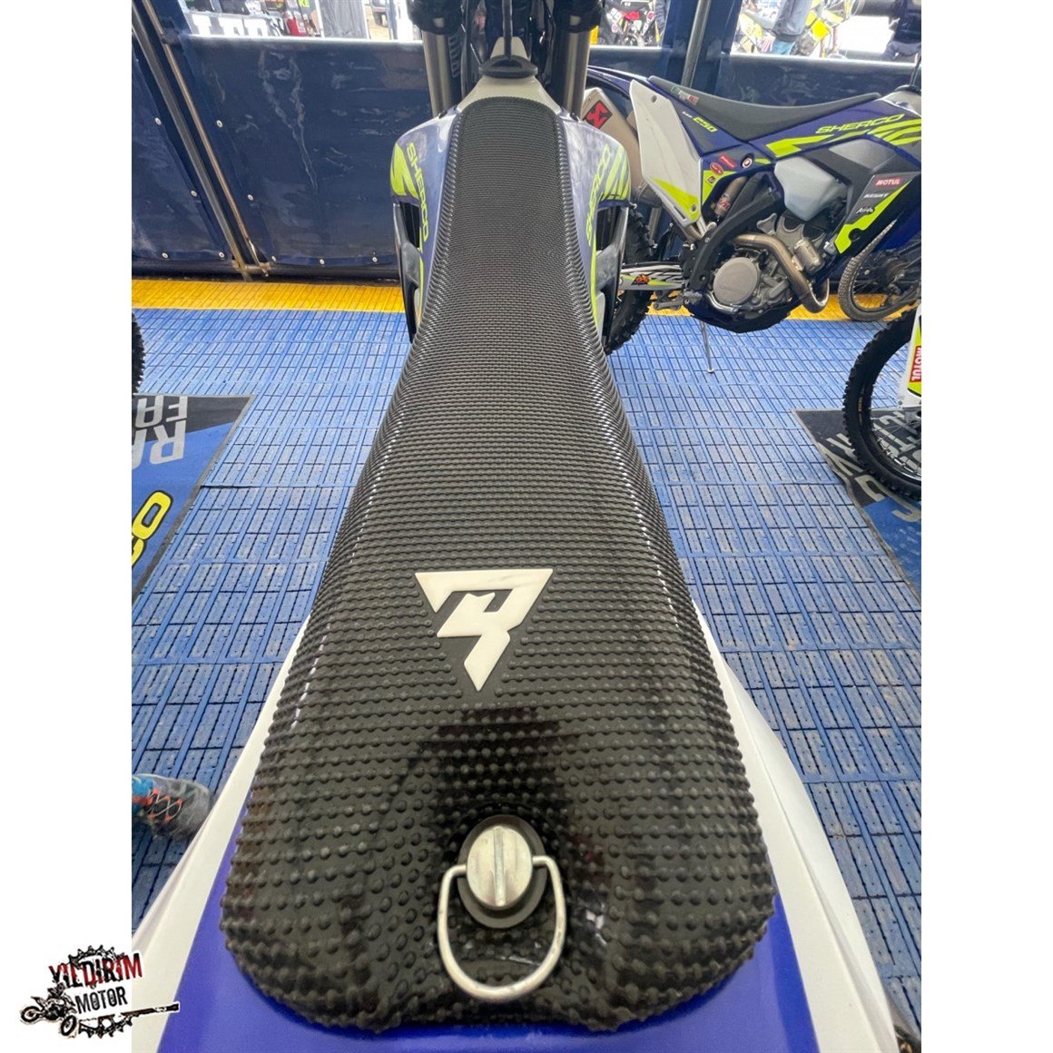 S3 MARİO ROMAN SELE KILIFI SİYAH 