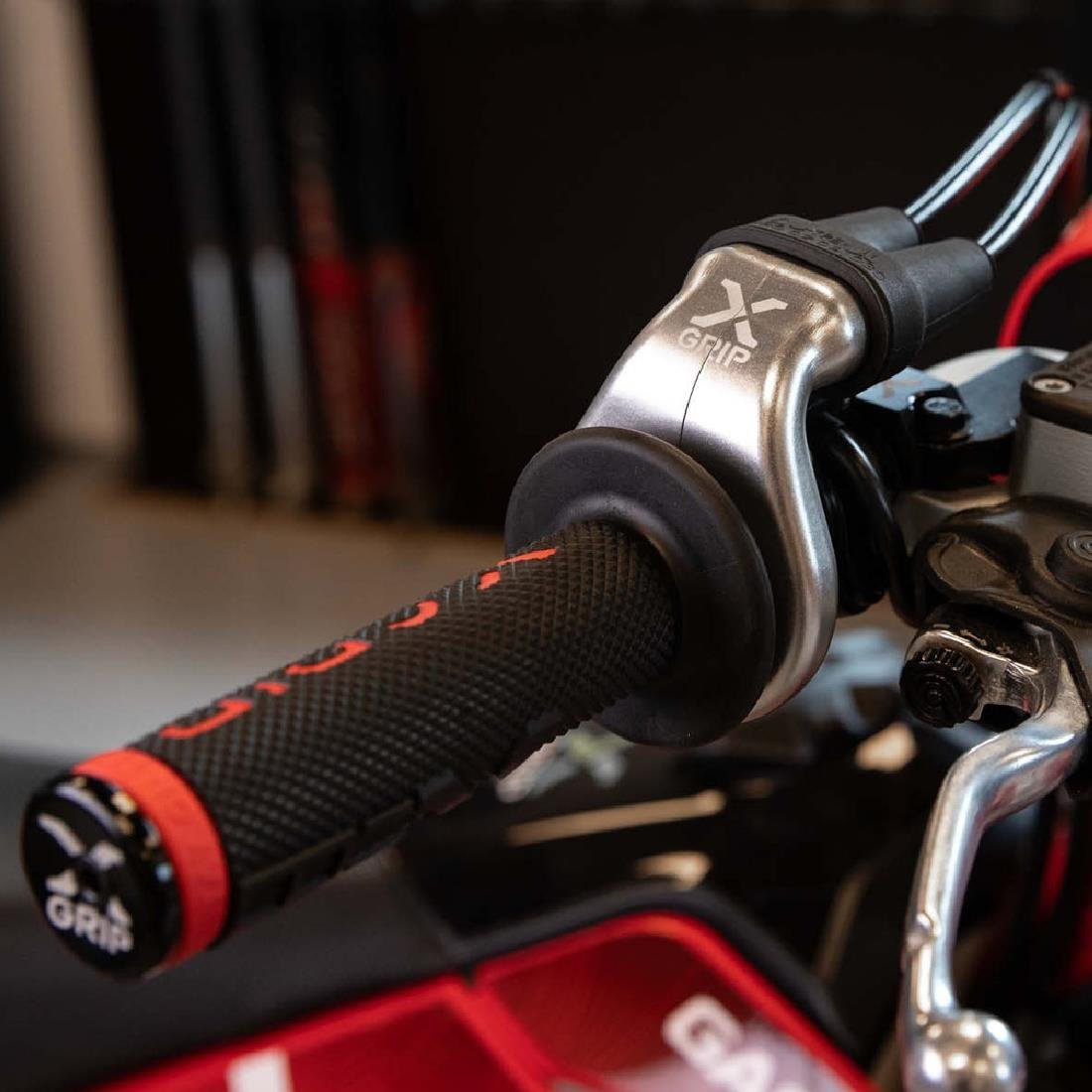 X-GRİP 2024 KTM HUSQ GAS GAS GAZ KÜTÜĞÜ GRİ