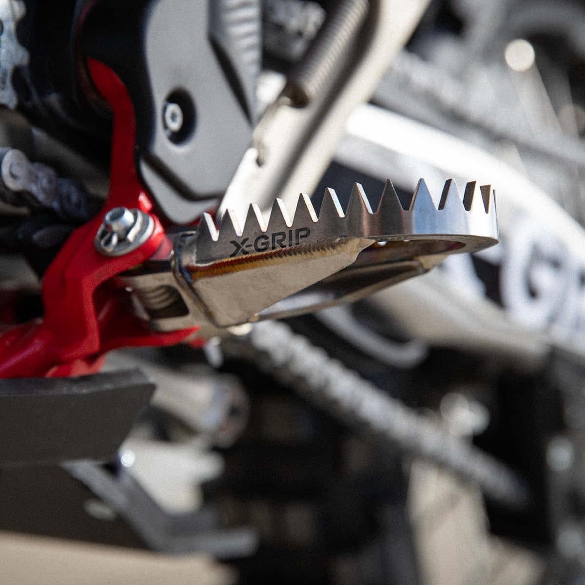 X-GRİP KTM EXC/EXC-F TİTANYUM BASAK SETİ 2024