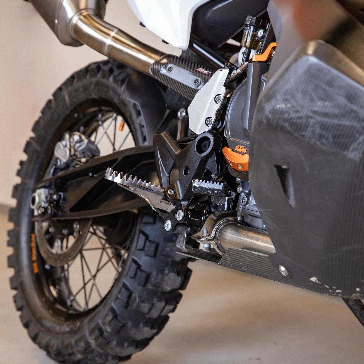 X-GRİP KTM HUSQVARNA GASGAS TİTANYUM BASAK SETİ