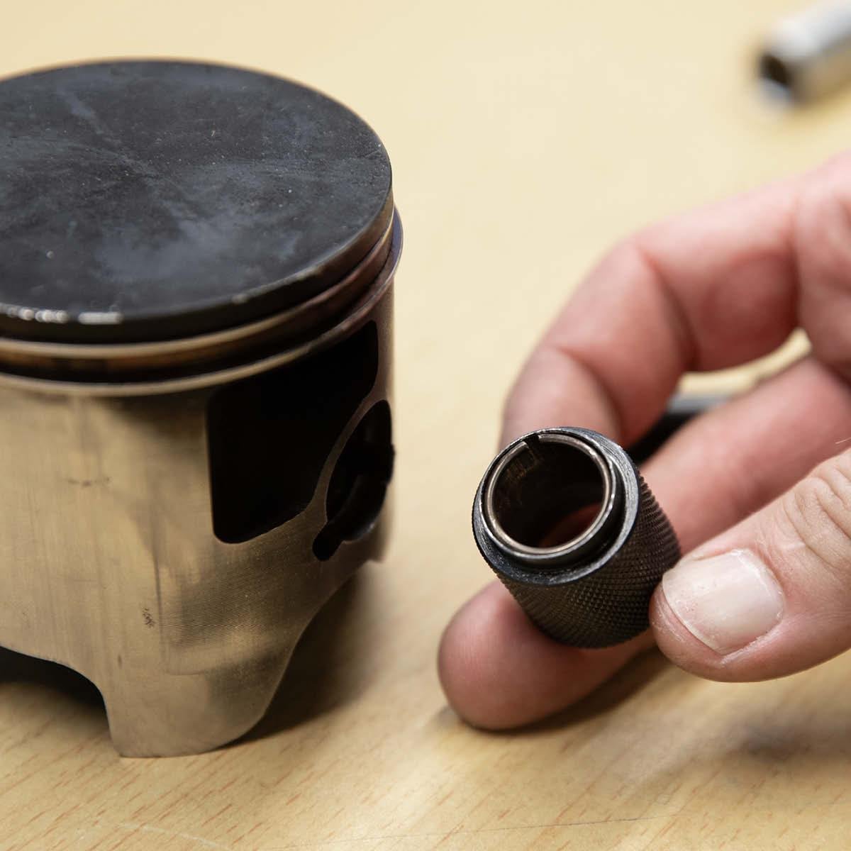 X-GRİP KTM HUSQVARNA PİSTON SÖKME APARATI 17-23