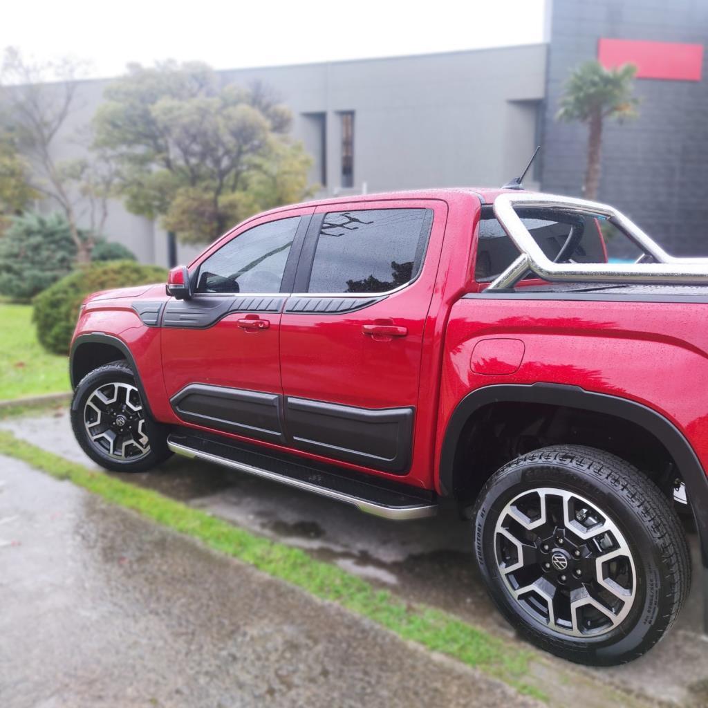 Volkswagen Amarok Yarasa Dodik Kapı Koruma Seti 2023 ve Üstü