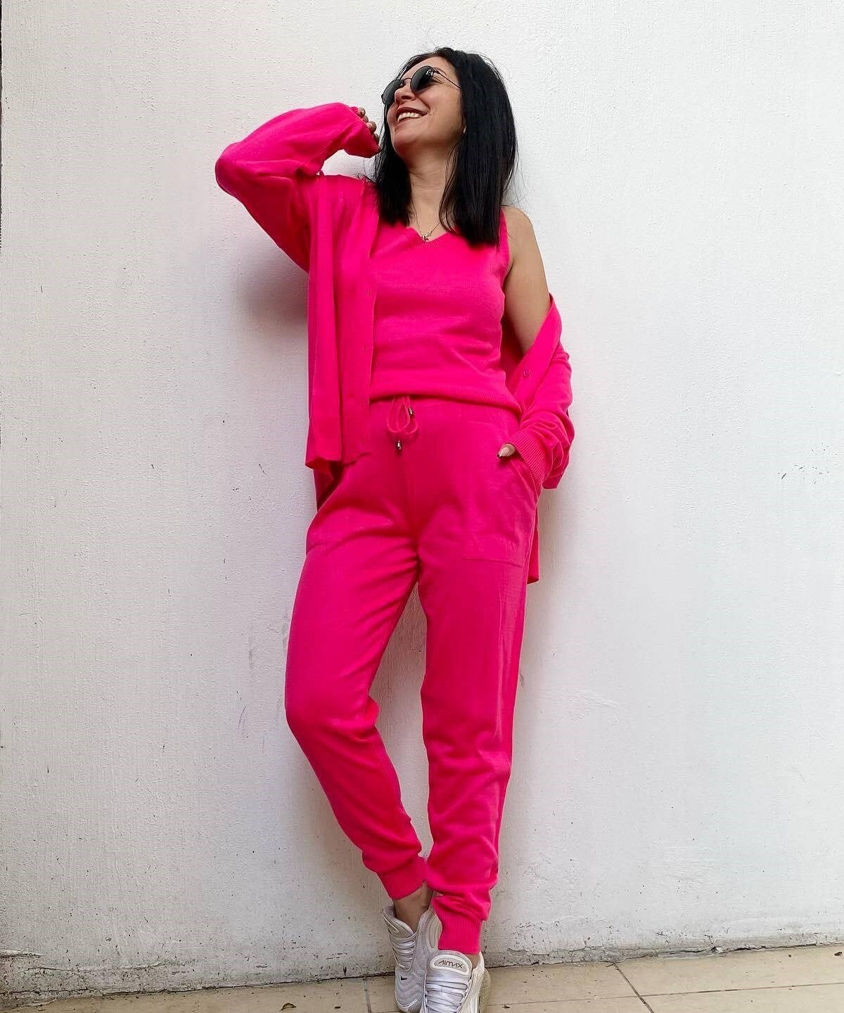3'lü Neon Pembe Rengi Cepli Triko Takım