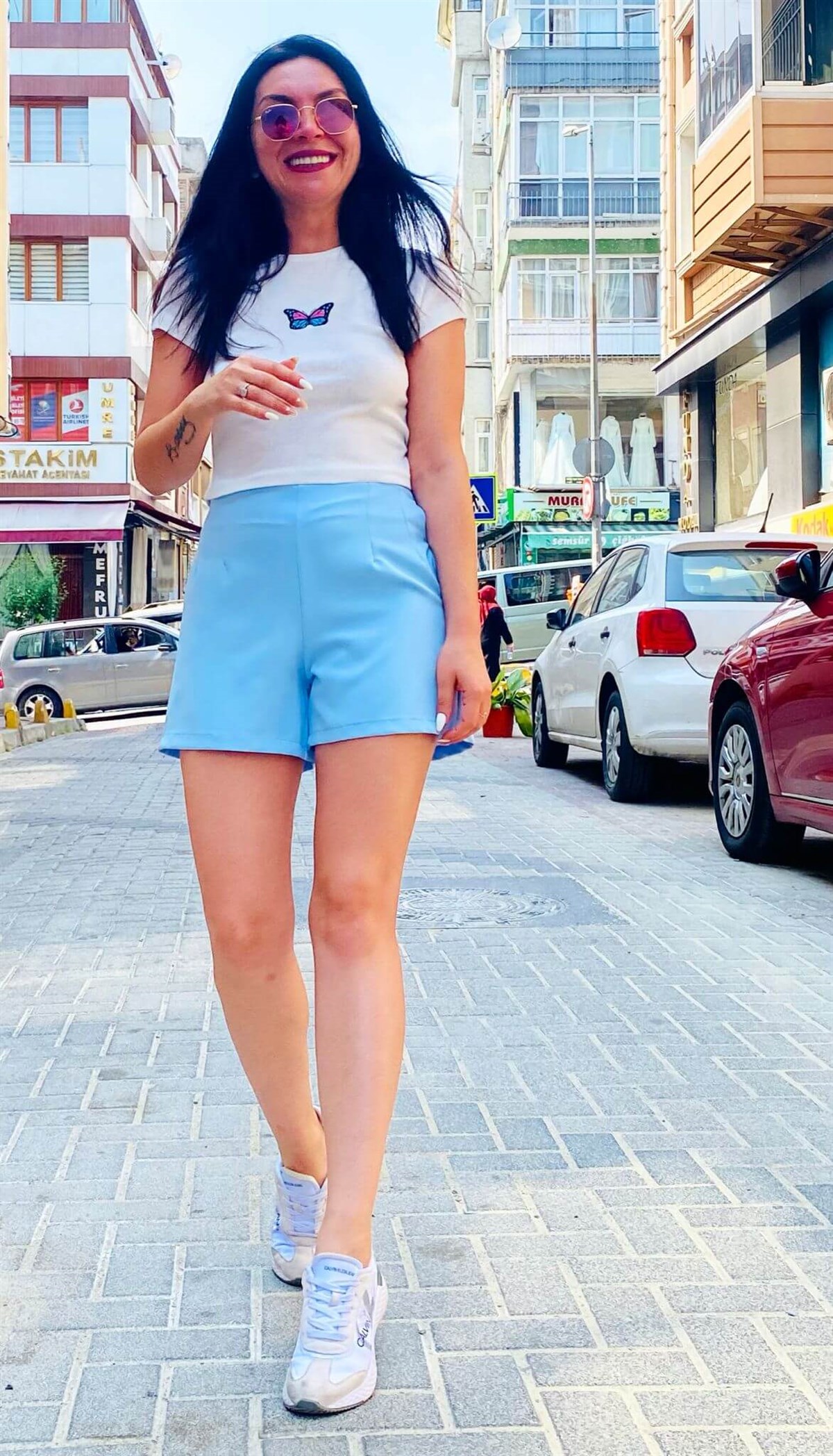 Bebe Mavisi Beli Lastikli Atlas Şort