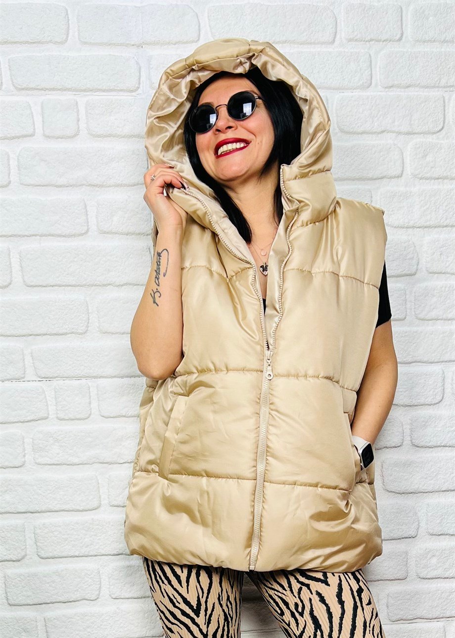 Bej Kapüşonlu Cepli Oversize Şişme Yelek