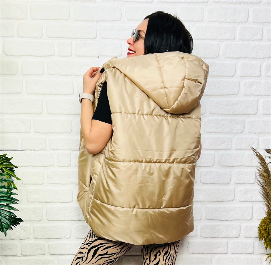 Bej Kapüşonlu Cepli Oversize Şişme Yelek