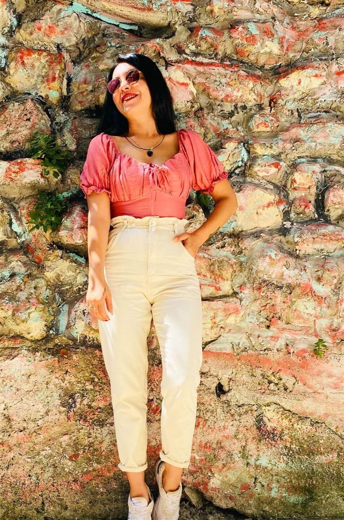Bej Rengi Beli Lastikli Mom Jean