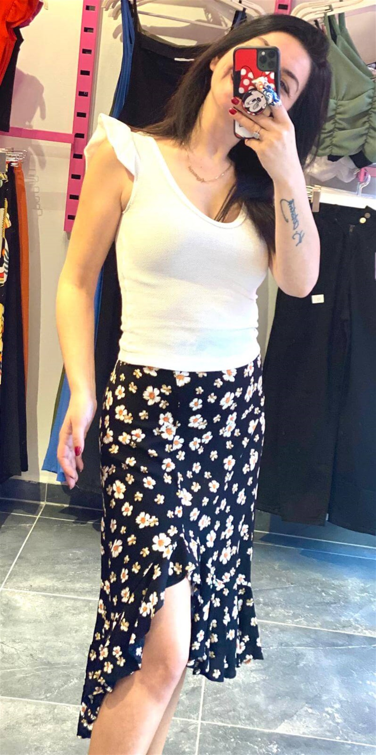 Bershka Model Papatya Desenli Tasarım Etek