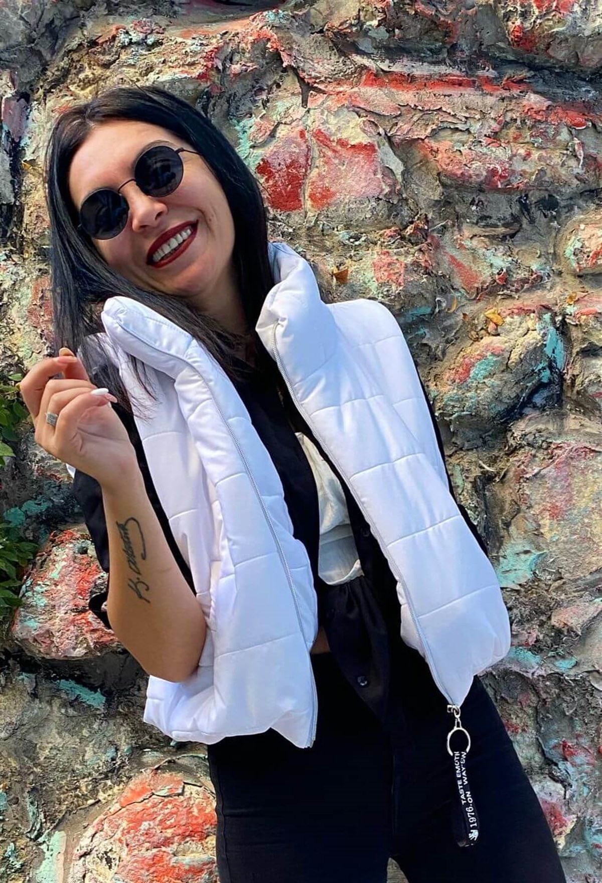 Beyaz Su Geçirmez Micro Şişme Cepli Yelek