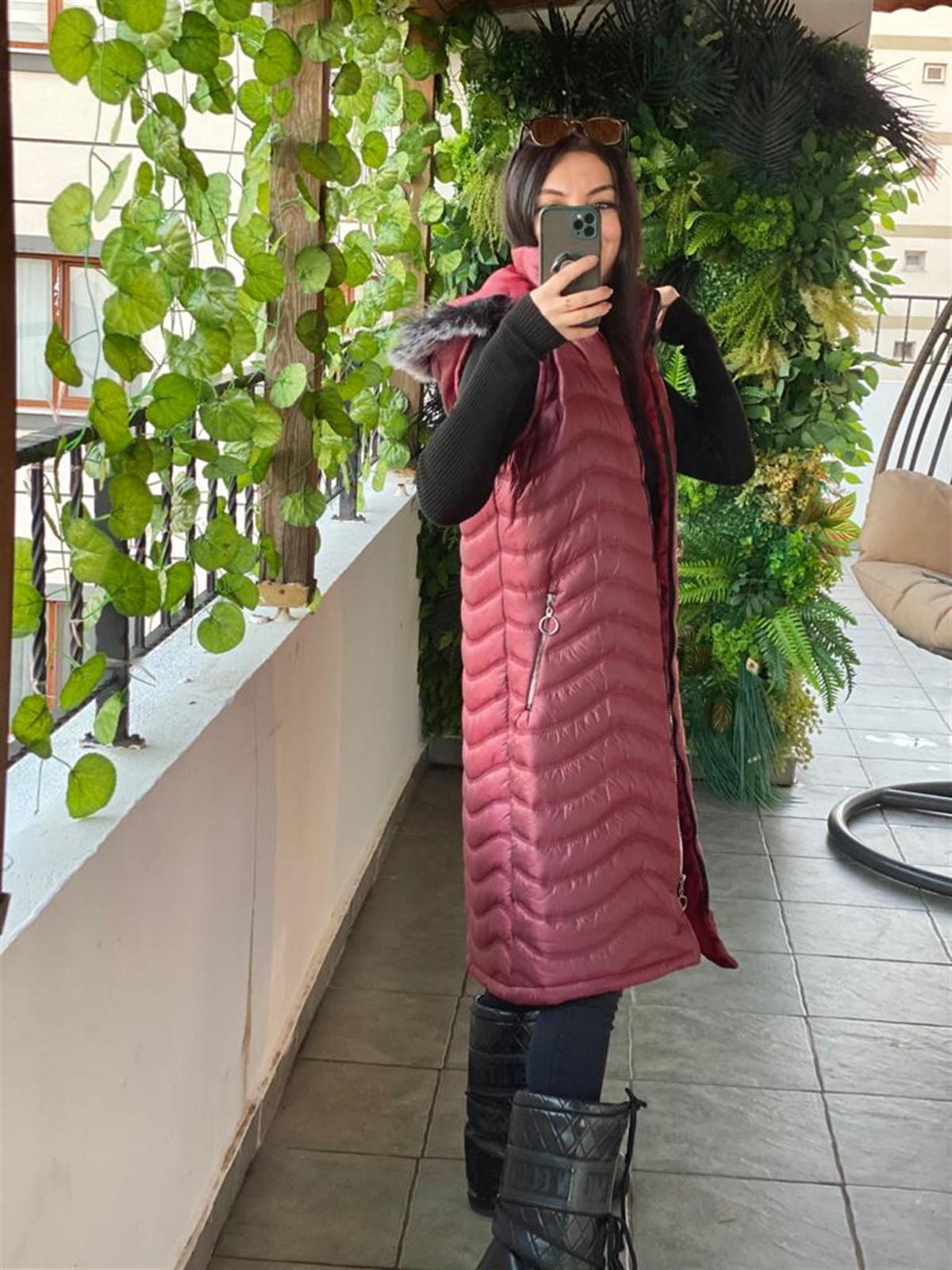 Bordo Renkli Büyük Beden Seçenekli Midiboy Kapişonlu Şişme Yelek