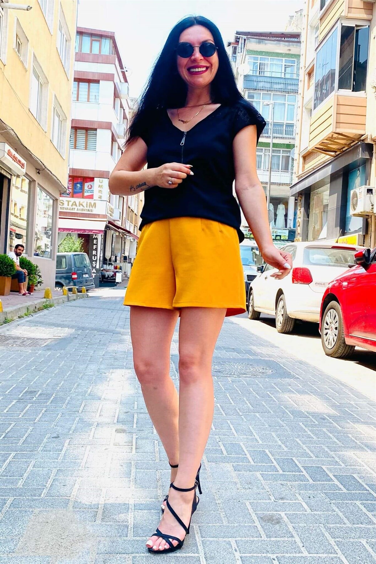 Hardal Beli Lastikli Atlas Şort