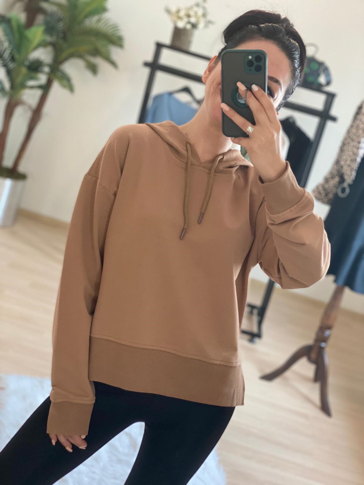 Kapşonlu Yırtmaç Detaylı Sweatshirt