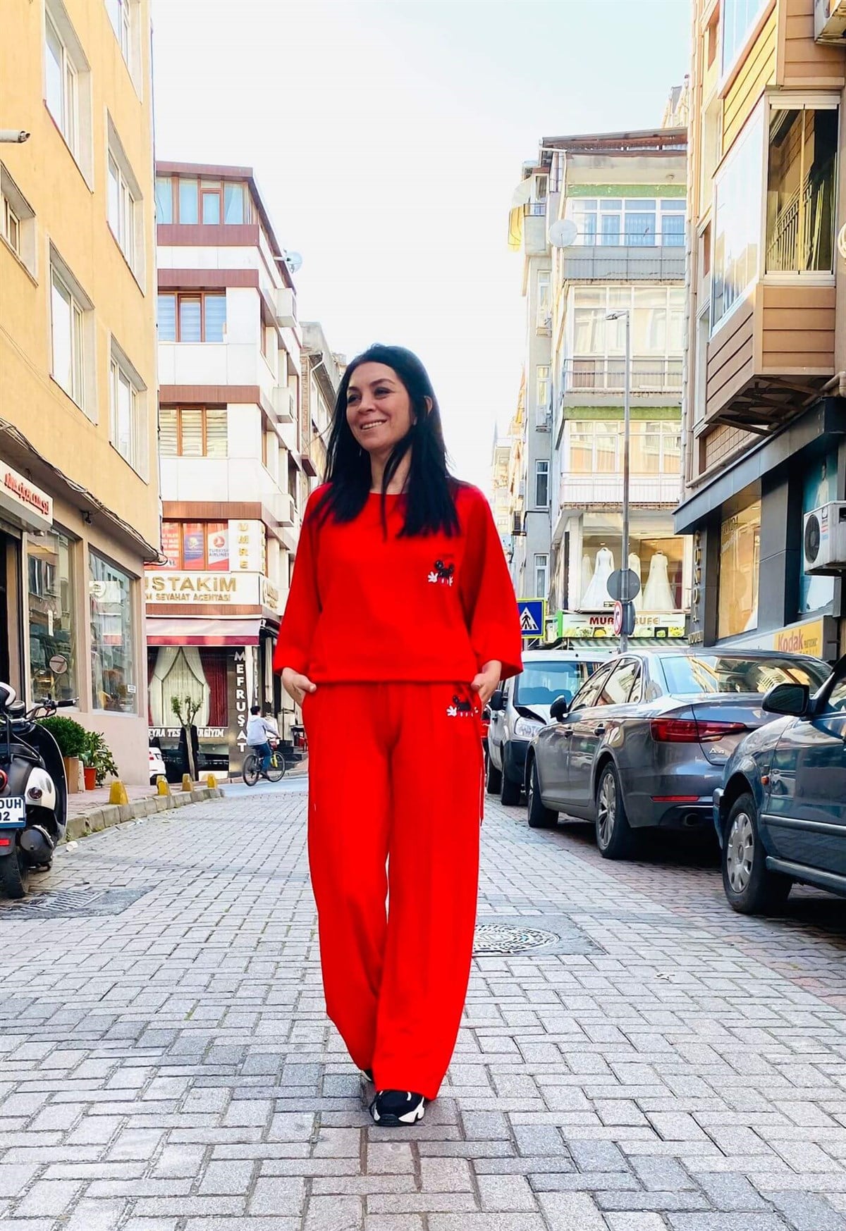 Kırmızı Rahat Kalıp Mickey Eşofman Takımı