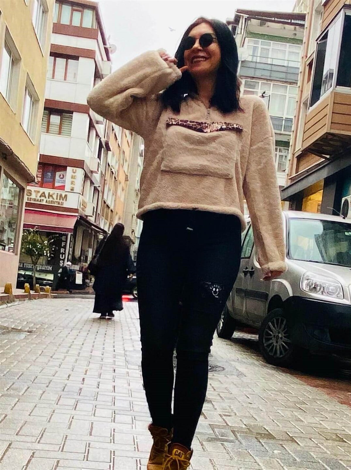 Leopar Detaylı Kanguru Cepli Yumoş Peluş Sweat