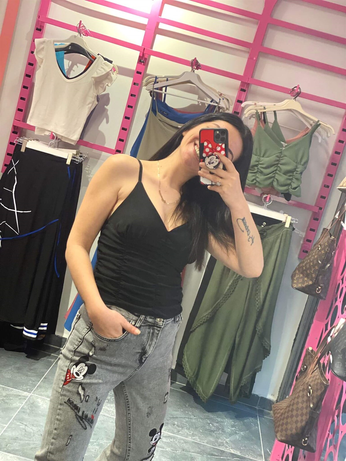 Nakış İşlemeli Yırtık Detaylı Antrasit Mom Likralı Mickey Jean