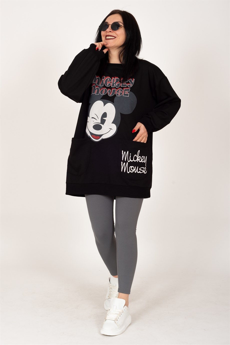 Siyah Bisiklet Yaka Ön Karakter Baskı Detaylı Büyük Cepli Oversize Sweatshirt