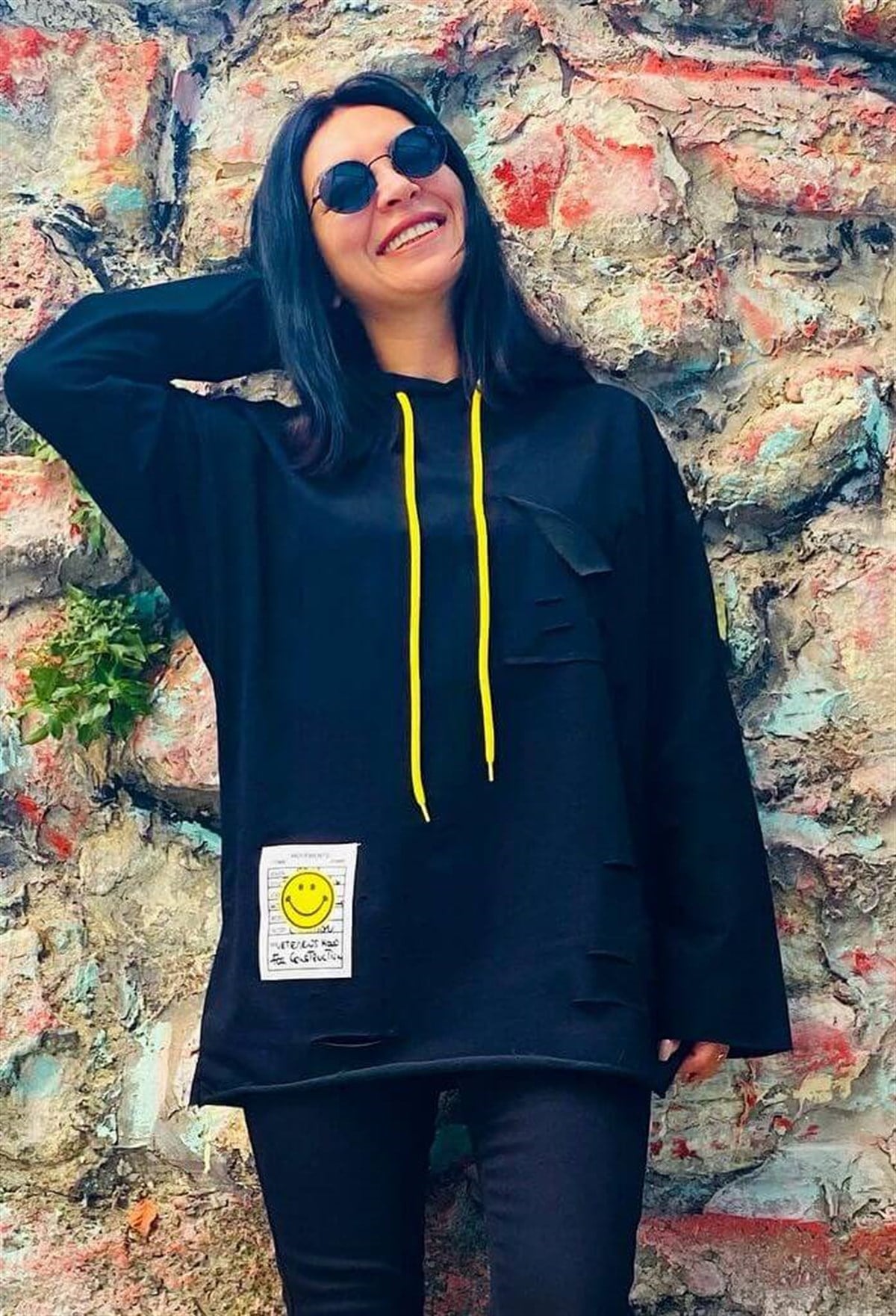 Siyah Kapişonlu Yırtık Detaylı Tunik Sweat