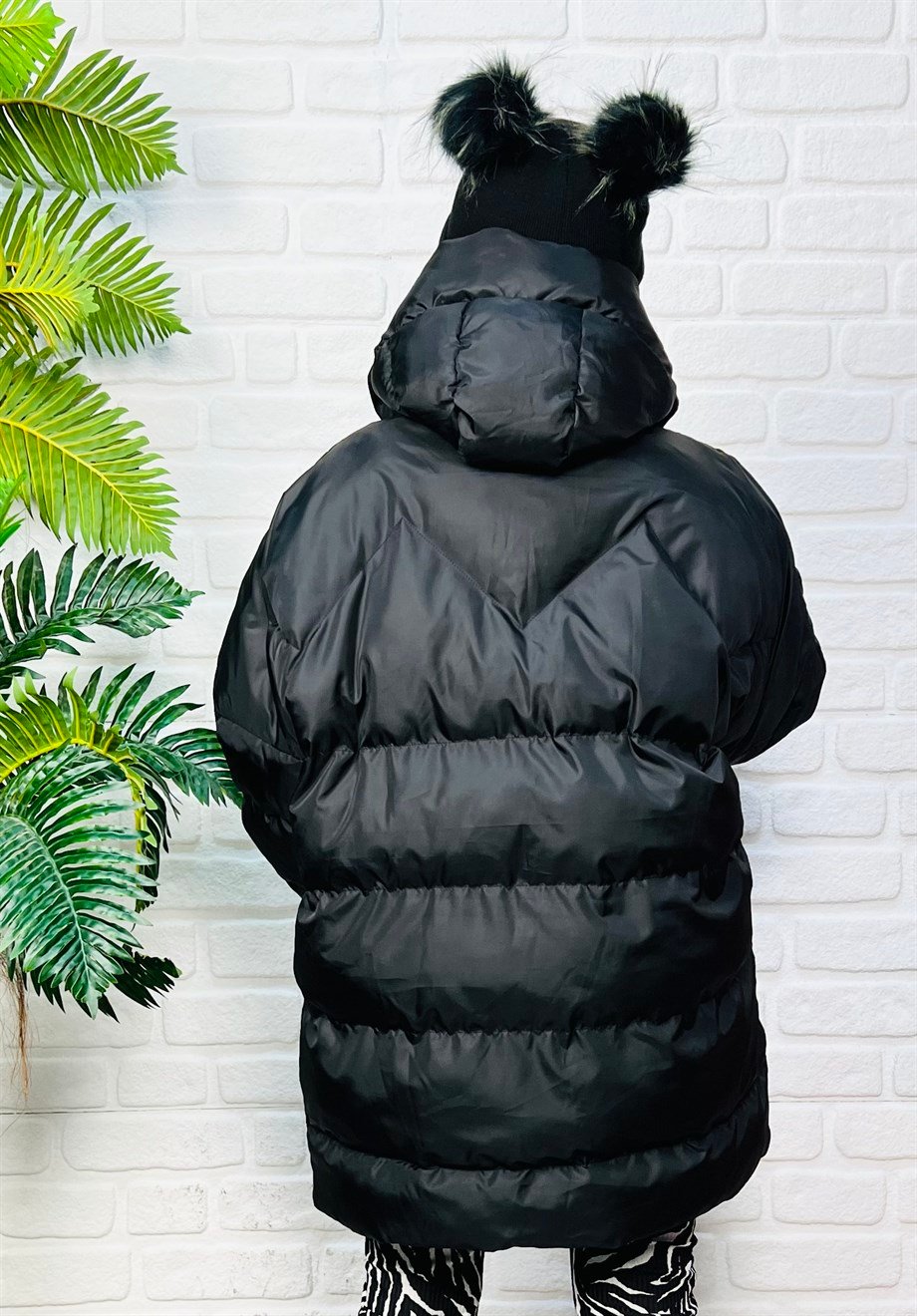 Siyah Kapüşonlu Yarasa Kol Oversize Şişme Mont