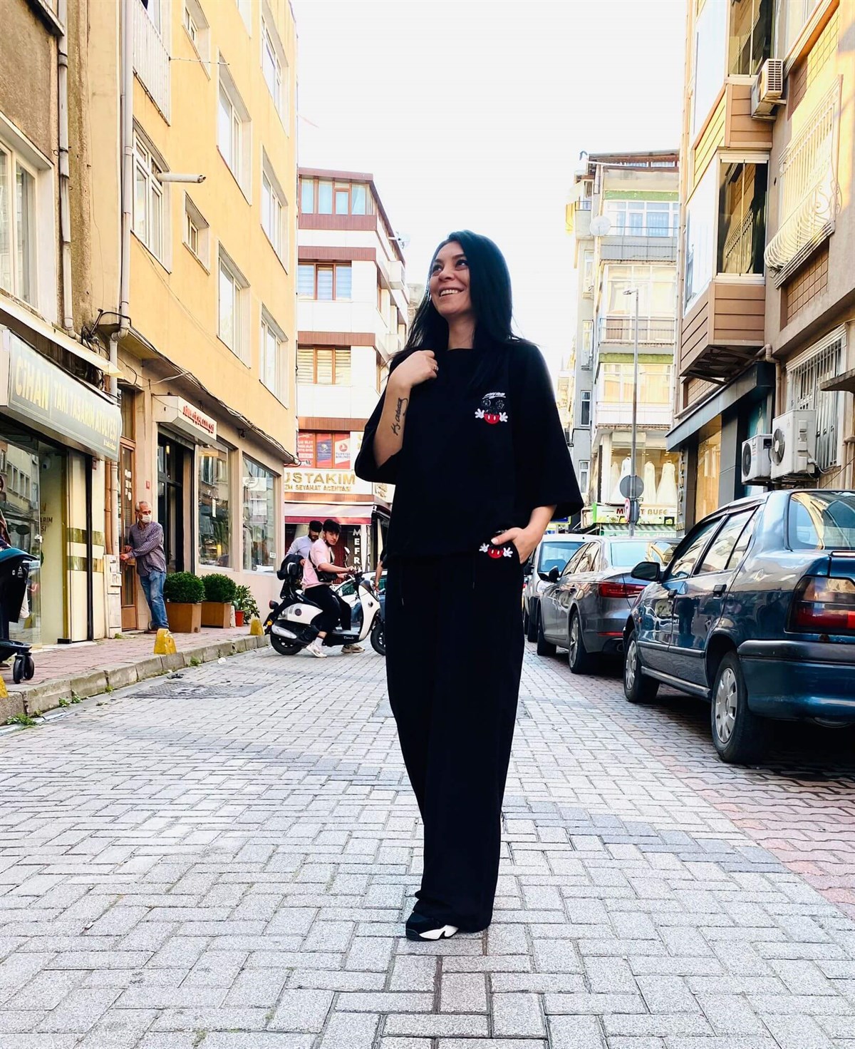 Siyah Rahat Kalıp Mickey Eşofman Takımı