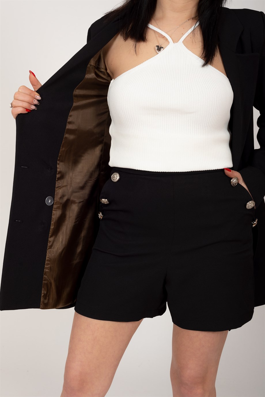 Siyah Şort Düğme Detaylı İçi Astarlı Blazer Ceket Takım