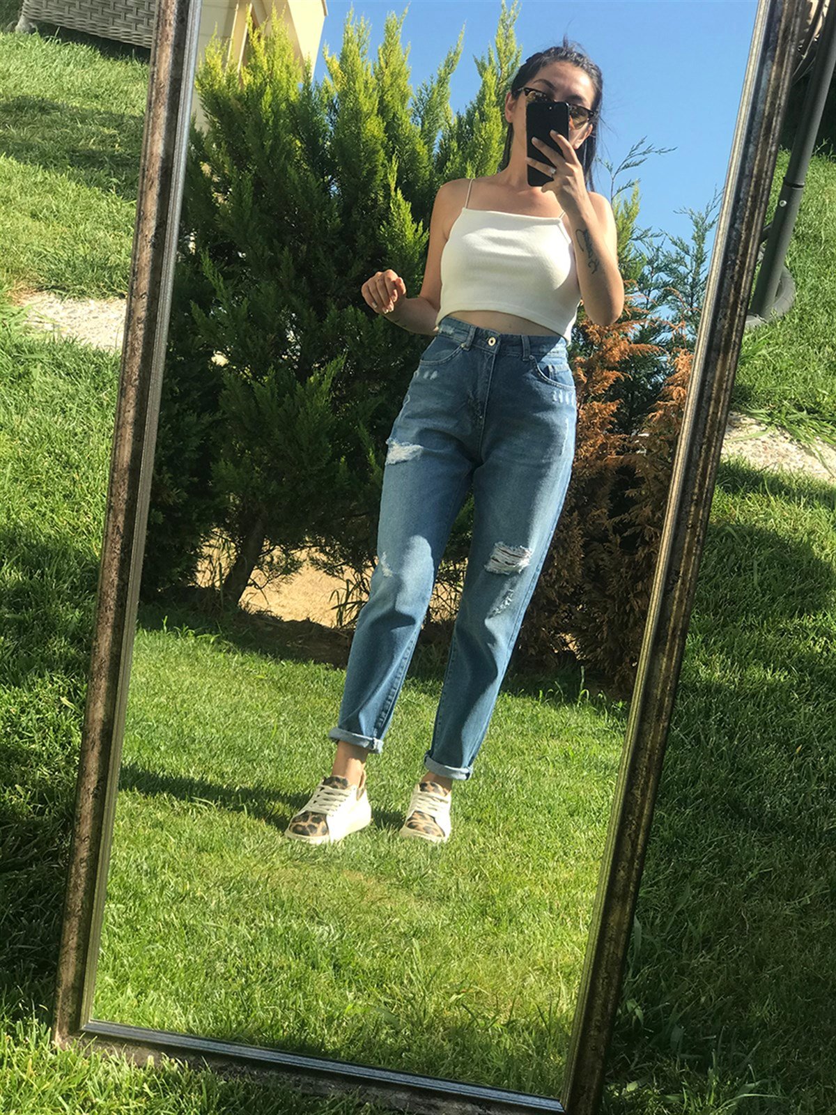 Yırtık Model Mom Jean