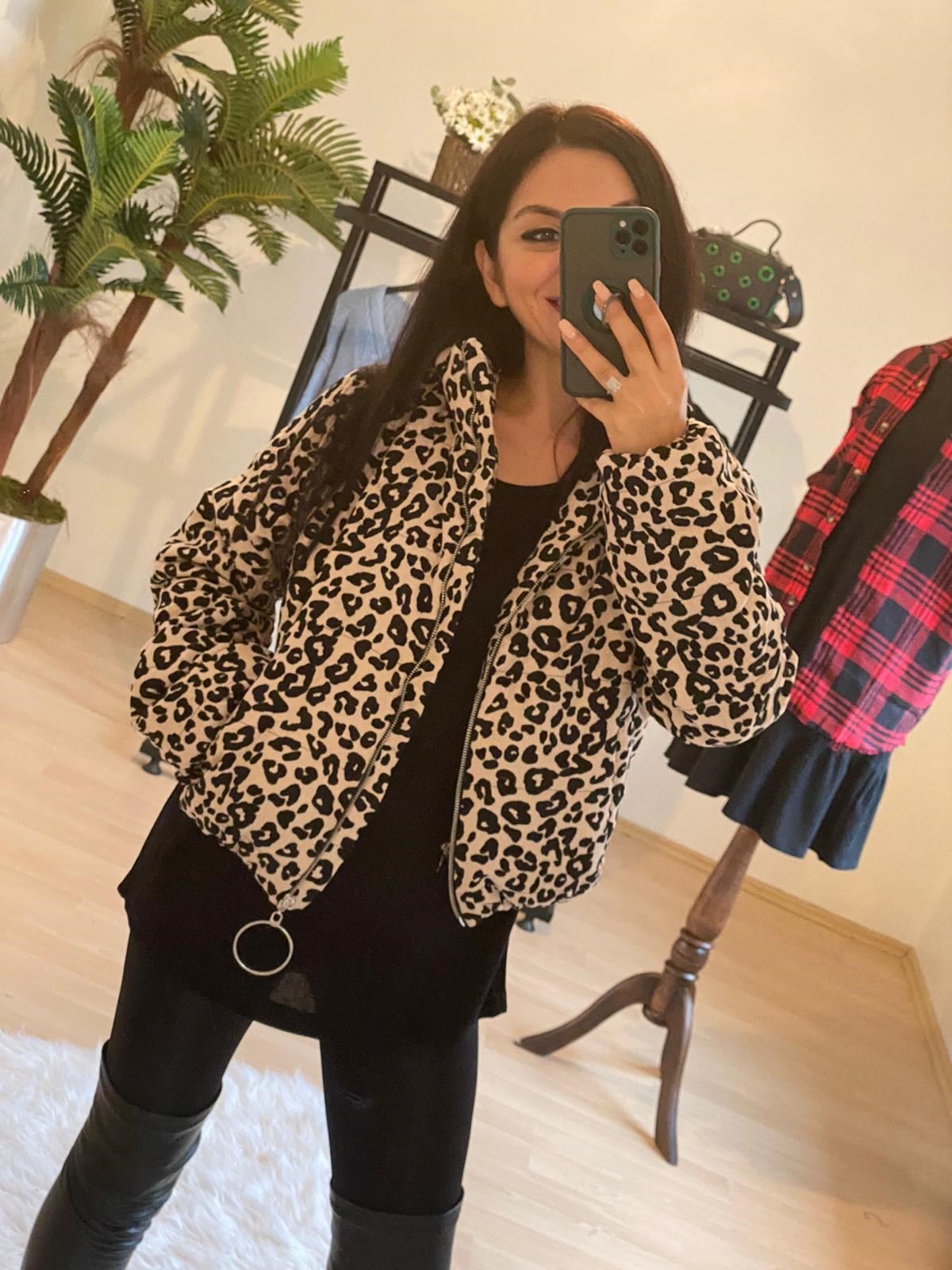 Zara Model Leopar Şişme Mont
